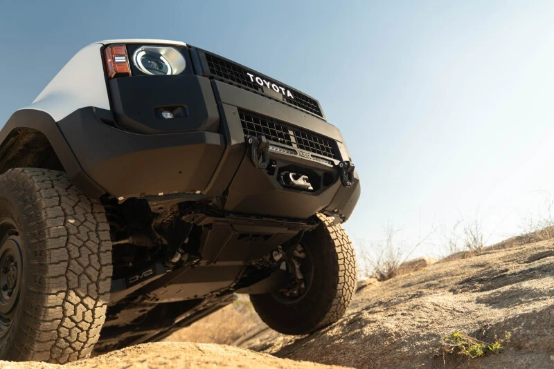 DV8 Offroad Front Unterfahrschutzblech für 2024+ Toyota Land Cruiser