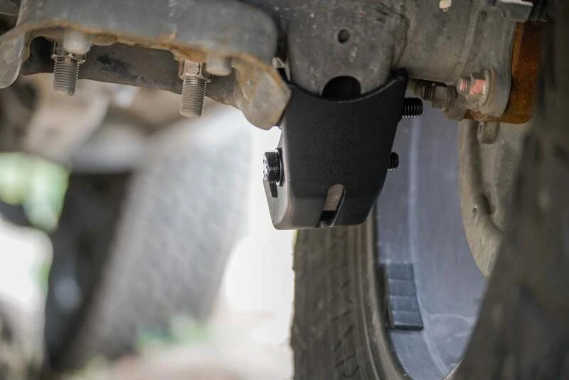 DV8 Offroad Hintere Stoßdämpfer-Unterfahrschutzbleche für 2016–2023 Toyota Tacoma