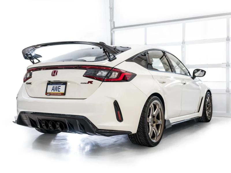 awe-tuning_3015-53287-6792f1df6298c
