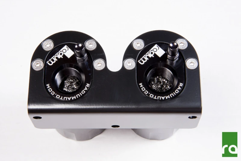 Radium Engineering Dual Universal Auffangbehälter-Kit - Fluid Lock