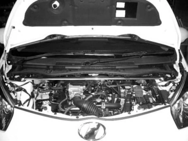 Cusco Strut Bar OS Front für Toyota IQ KGJ10