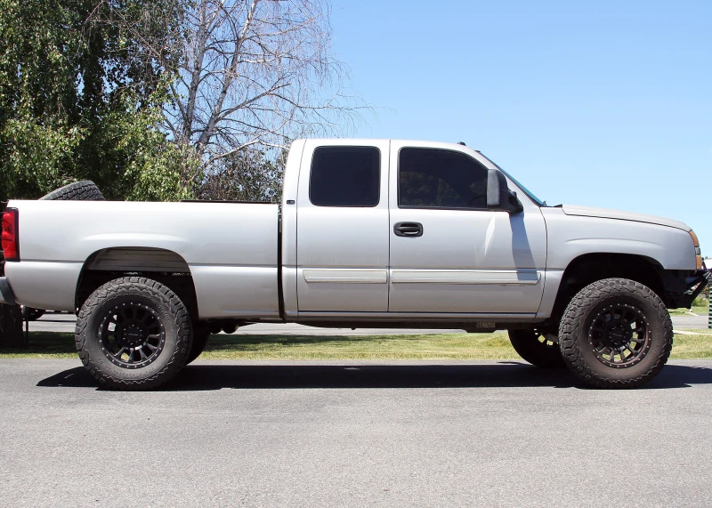 Flowmaster 99-06 GM Trucks 5.3L FlowFX DOSS Cat-Back Exhaust System