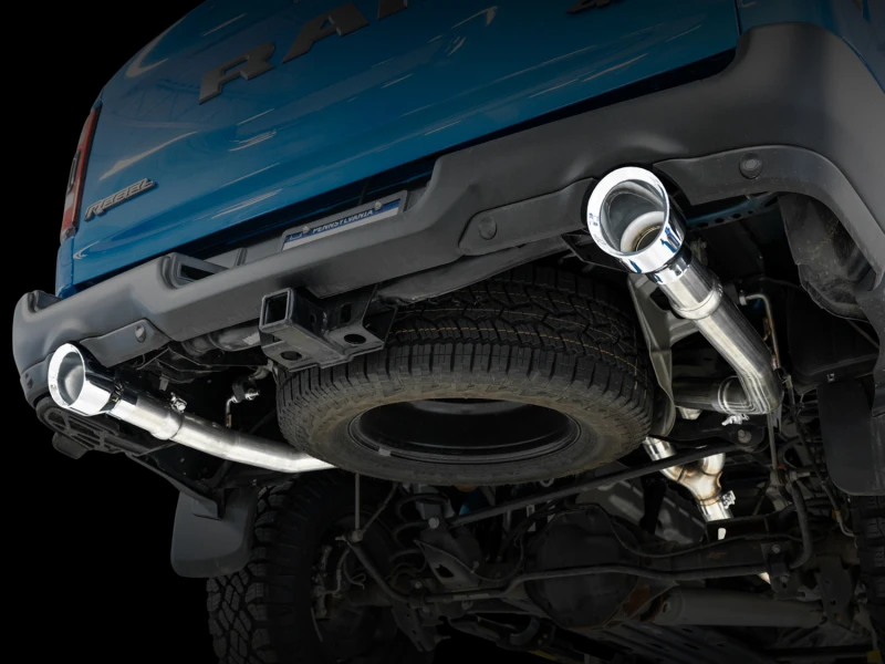AWE Tuning 19-21 RAM 1500 5.7L (mit Ausschnitten) 0FG Dual Rear Exit Cat-Back Auspuff - Chromsilberne Spitzen