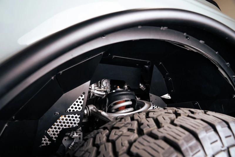 dv8-offroad_INFEND-05FB-67931b6fc142f