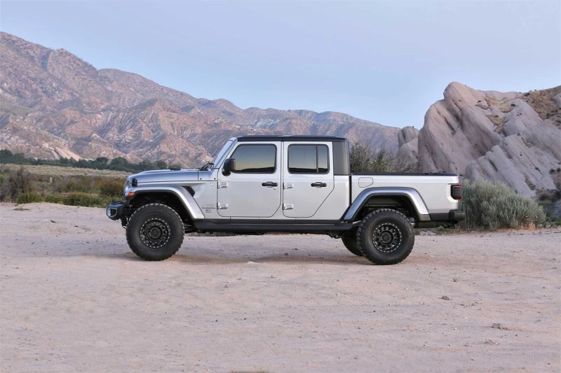 Fabtech 20-21 Jeep JT 4WD Gas 3-Zoll-Sport-II-System mit Stealth