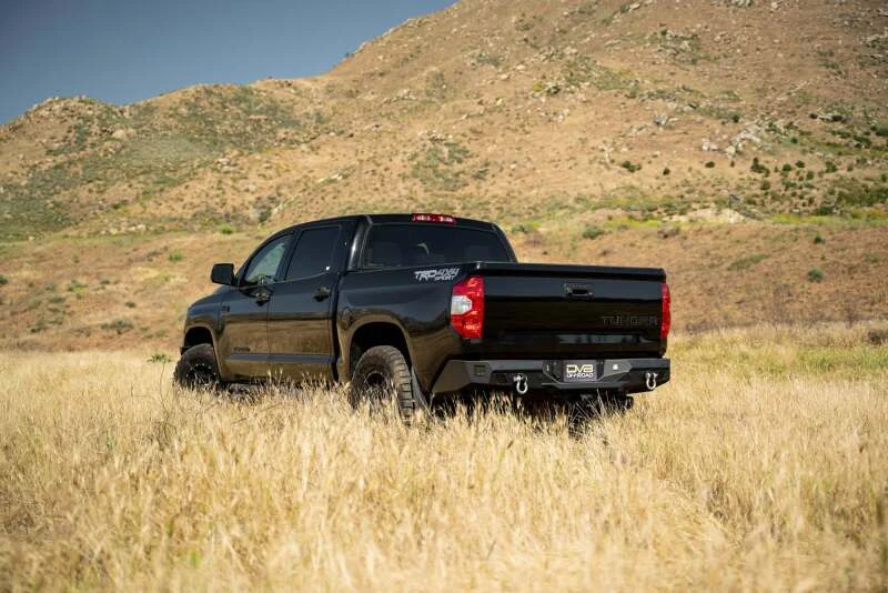 DV8 Offroad Spec Series Heckstoßstange für 2014–2021 Toyota Tundra