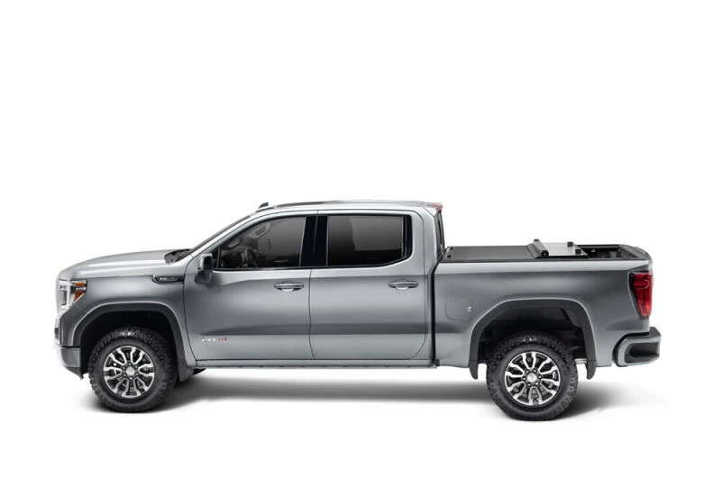 Extang Xceed Tonneau Cover für 2020–2023 Chevy/GMC Silverado/Sierra 2500HD/3500HD 6ft. 9in. ohne Seitenboxen