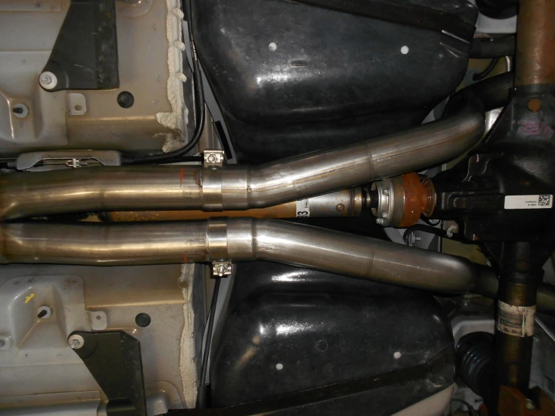 Flowmaster 05-10 Mustang 3in. American Thunder SS Cat-Back Exhaust System