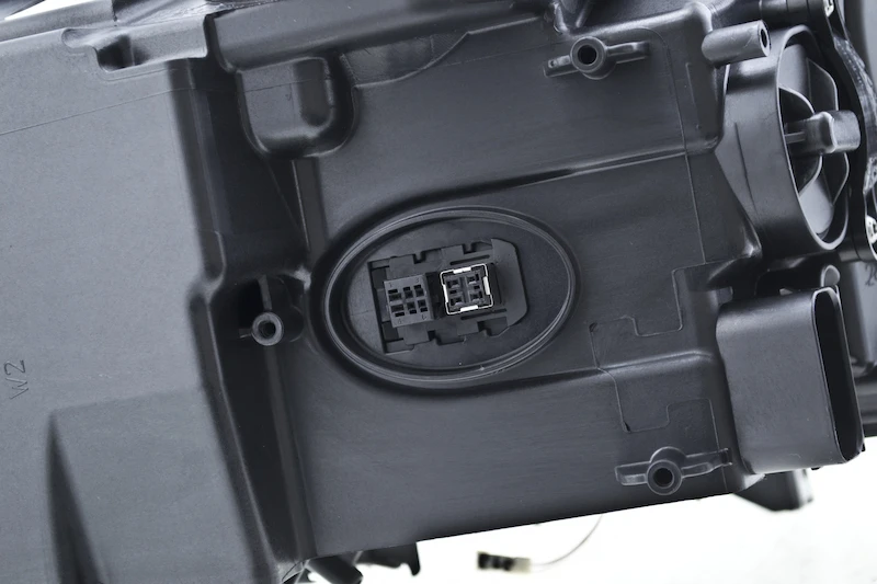 Hella 2011 Bmw 5Ser Sdn F10 W/Ahl - Scheinwerfer Rechts Xen
