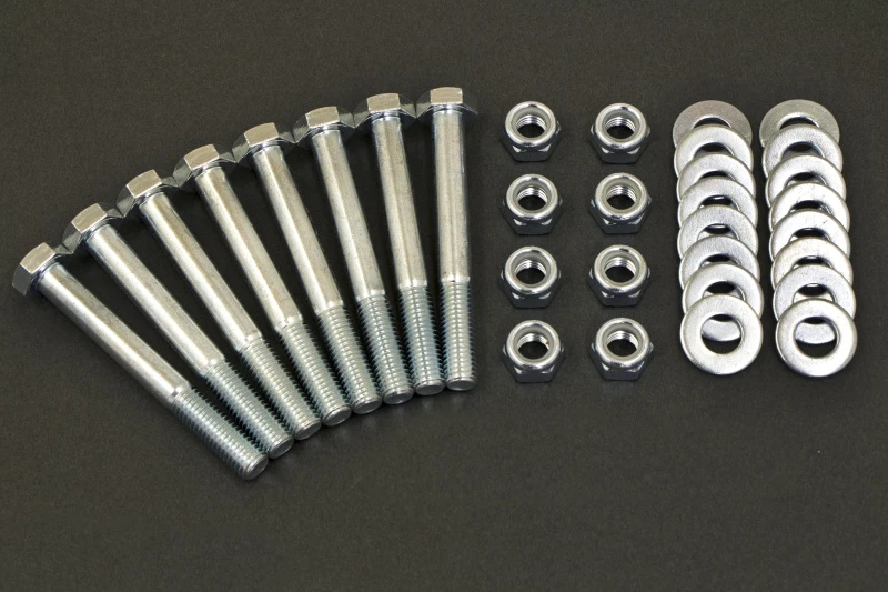 UMI Performance 78-88 GM Komplett-Hinterachslenker-Schrauben-Upgrade-Kit