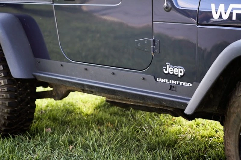 Rugged Ridge Heavy Duty Seiten-Schutzbleche 04-06 Jeep Wrangler LJ