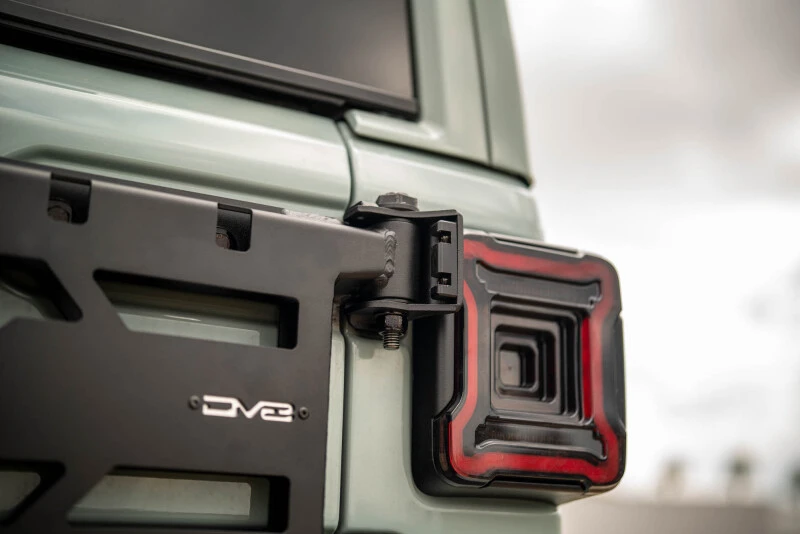 DV8 Offroad Spare Tire Carrier für 2018–2025 Jeep Wrangler JL