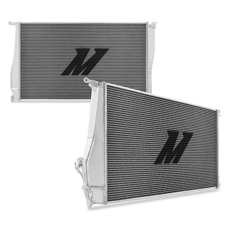 Mishimoto 2006-2013 BMW 335i/135i (Automatik) Hochleistungs-Aluminiumkühler