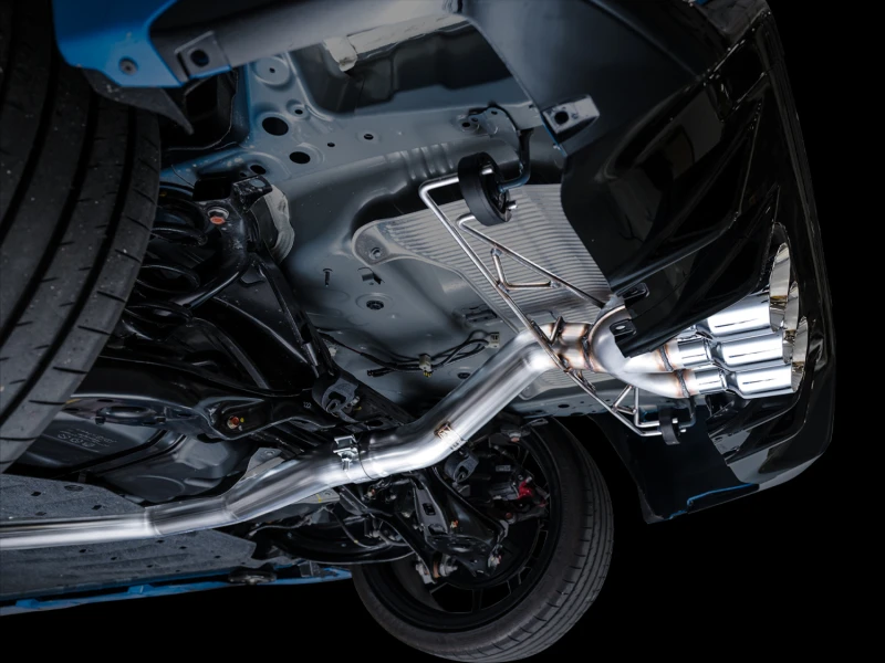 AWE Tuning 2023 Honda Civic Type R FL5 Track Edition Auspuff mit dreifachen Chrom-Silber-Tipps