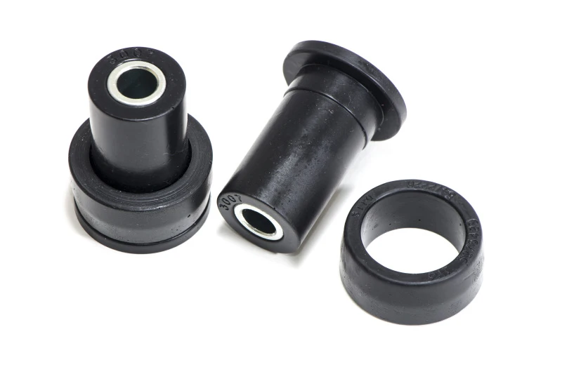 UMI Performance 64 GM Polyurethan-Ersatzbuchsen für das hintere Achsgehäuse