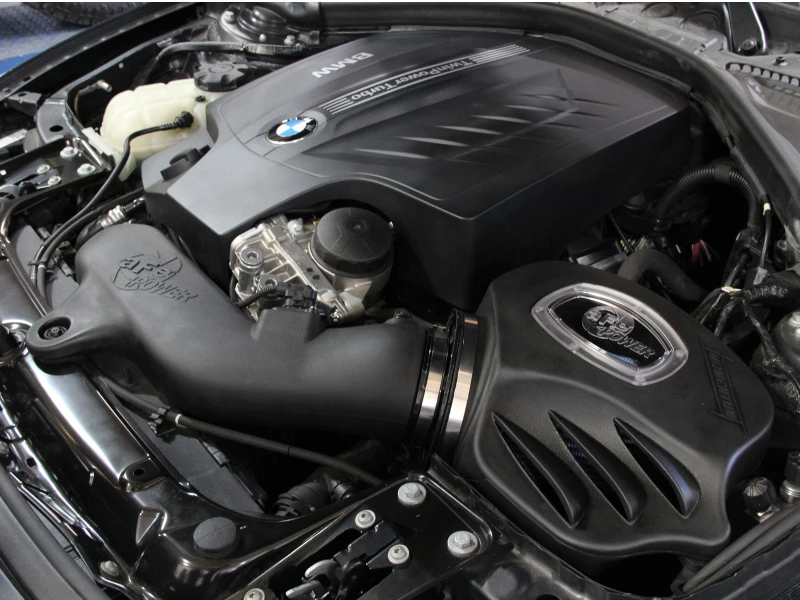 aFe Momentum Ansaugung Stage-2 Si Pro 5R 14 BMW 435i (F32) L6-3.0 / 12-15 335i (F30) L6 3.0L