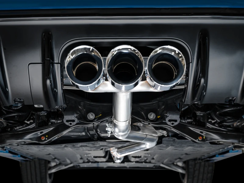 AWE Tuning 2023 Honda Civic Type R FL5 Track Edition Auspuff mit dreifachen Chrom-Silber-Tipps