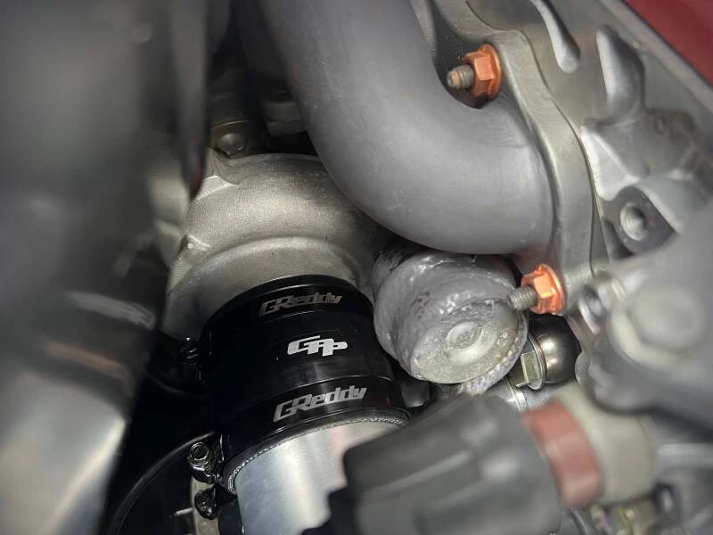 GReddy Dual-Bead Boost Clamp 68-85mm No. 44/48 Schwarz