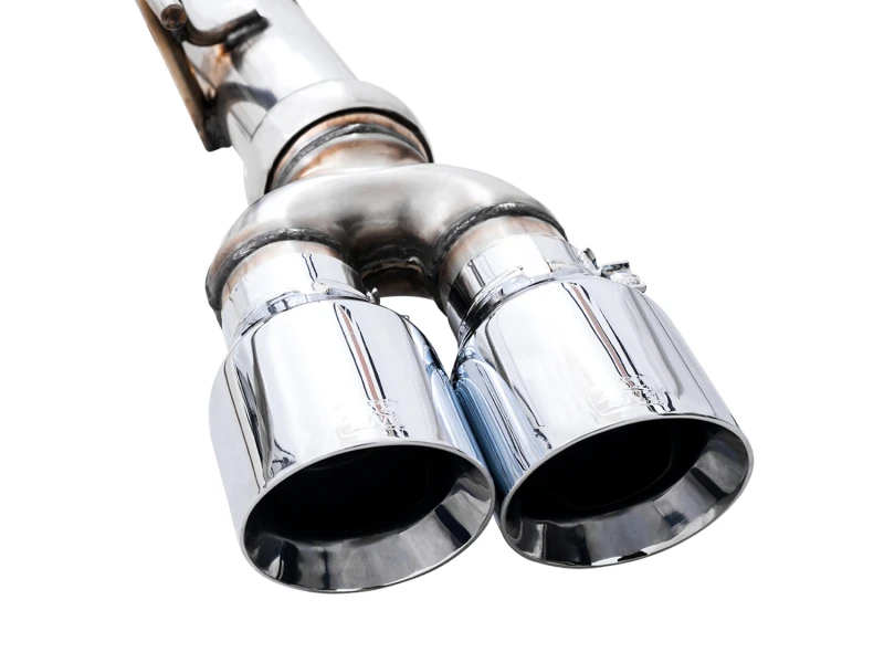 AWE Tuning 4. Generation GM 1500 6.2L 0FG Catback Split Rear Exit (mit Bumper-Ausschnitten) - Quad Chrome-Spitzen