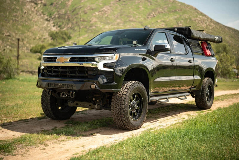 DV8 Offroad Frontstoßstange mit Seilwinde für 2022+ Chevrolet Silverado 1500