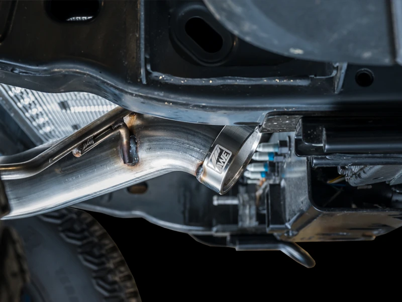 AWE Tuning 2021+ Ford Bronco 0FG Dualer Auspuff mit Diamantschwarz-Spitzen und Bash Guard