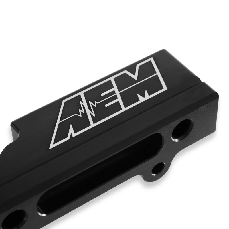 AEM 94-01 Integra Schwarze Kraftstoffleitung