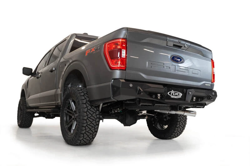 Addictive Desert Designs Stealth Fighter Heckstoßstange für 2024+ Ford F-150
