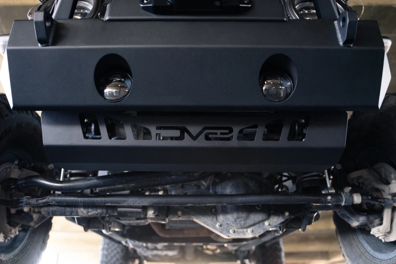 DV8 Offroad Jeep Wrangler JL/JT Front Bumper Sway-Bar Disconnect Motor Skid Plate