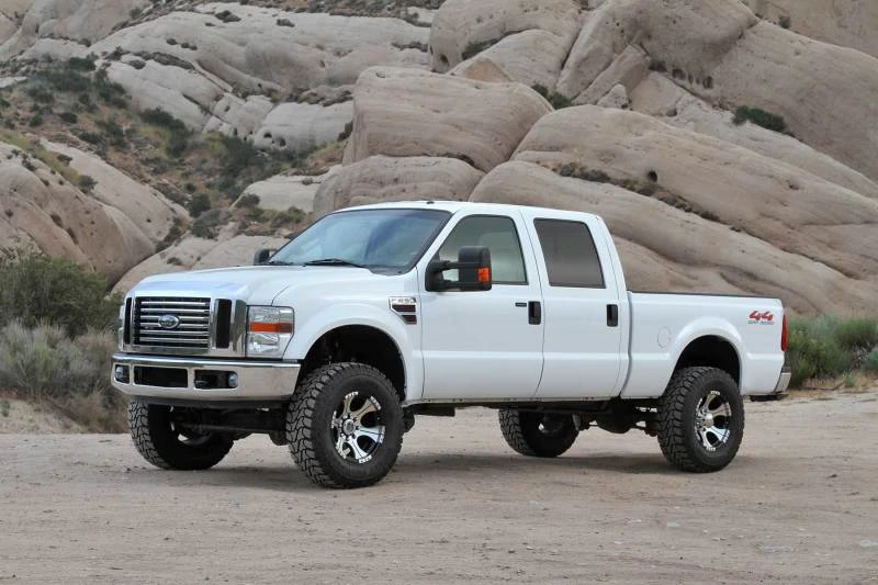 Fabtech 08-16 Ford F250/350/450 4WD 8-Lug 4 Zoll Budget-System mit Stealth