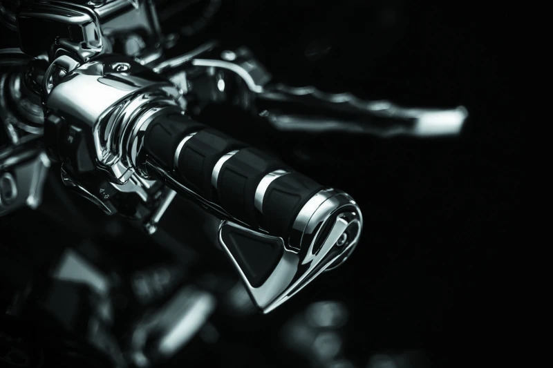 Kuryakyn Kinetic Grips Chrome