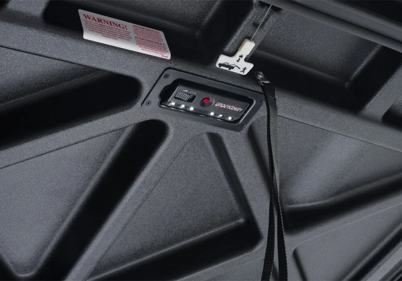 UnderCover Elite Tonneau-Abdeckung für 2022-2025 Nissan Frontier 5ft Ladefläche