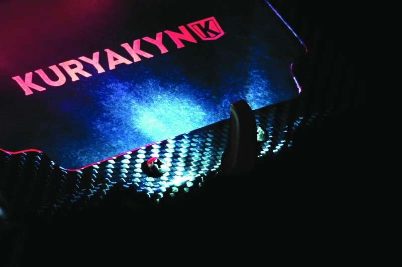 Kuryakyn LED Kennzeichenbeleuchtung Schwarz