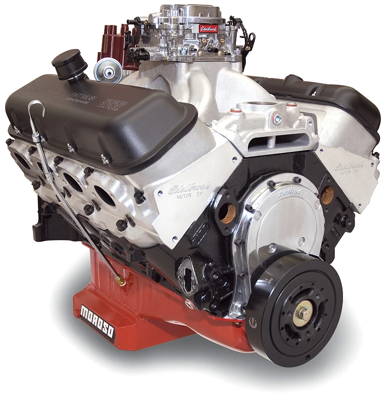 Edelbrock-Motorblock Edelbrock/Pat Musi 555 RPM XT BBC 675 PS Stock-Auspuff-Port-Position