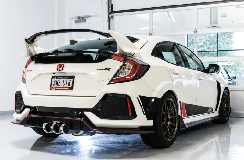 AWE Tuning 2017+ Honda Civic Type R Touring Edition Auspuff mit Vorder- und Mittelrohren - Chromsilberne Endrohre