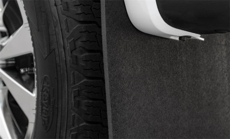 Access 24+ Toyota Tacoma Schmutzfänger