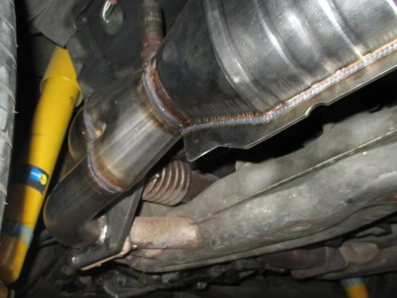aFe Power Direct Fit 409 SS Katalysator 84-89 Porsche Carrera 911 H6-3.2L