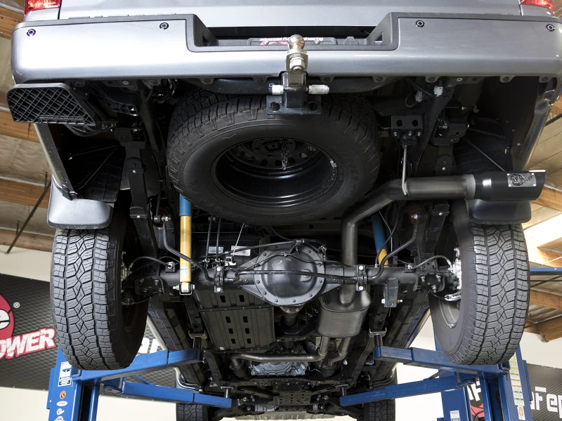 aFe MACHForce XP 2,5-Zoll-Kat-Back-Abgasanlage mit schwarzer Spitze Nissan Frontier 17-19 V8-5,6L