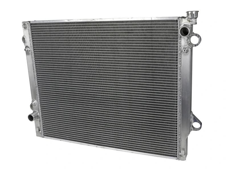 aFe BladeRunner Street Series Rohr- und Finnen-Aluminiumkühler 05-15 Toyota Tacoma L4 2.7L/V6 4.0L
