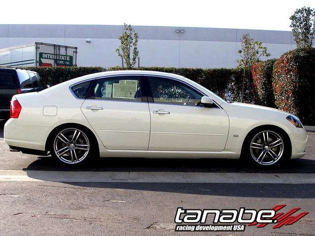 Tanabe NF210 Tieferlegungsfedern für 2006–2007 Infiniti M35