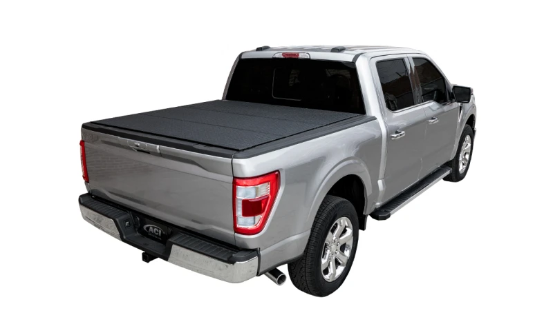 Access LOMAX Tri-Fold Cover 2019+ RAM 2500/3500 6.4ft Bed - Black Diamond Mist