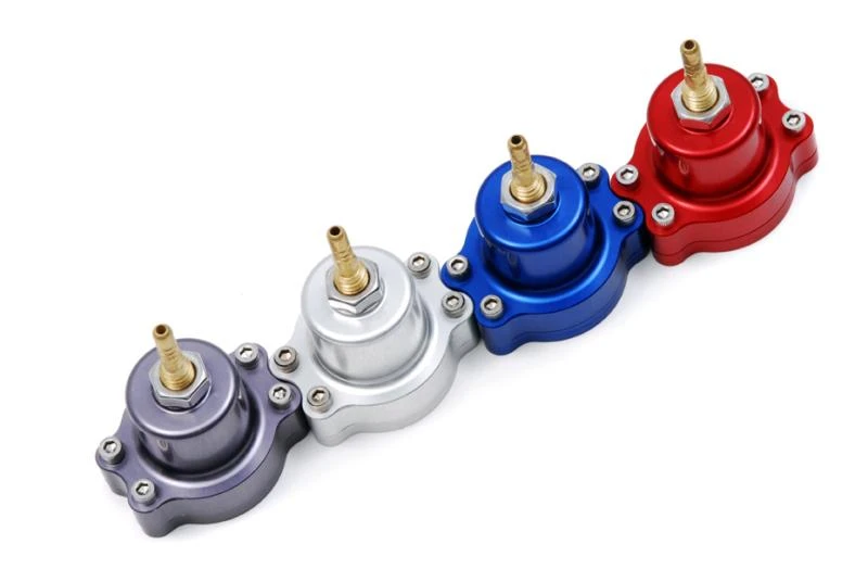 BLOX Racing Einstellbarer Benzindruckregler für 88-00 Civic / 90-01 Integra / 00+ S2000