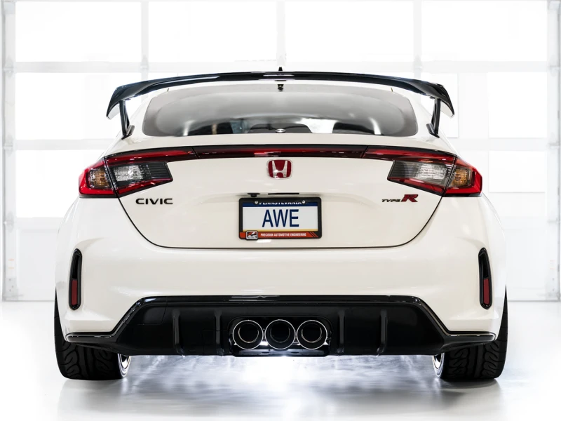 AWE Tuning 2023 Honda Civic Type R FL5 Touring Edition Auspuffanlage mit dreifachen Chrom-Silber-Spitzen