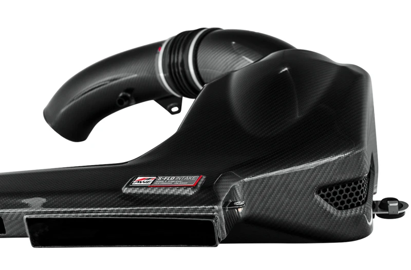 AWE Tuning Audi RS3 / TT RS S-FLO Geschlossene Carbon Fiber Ansaugung