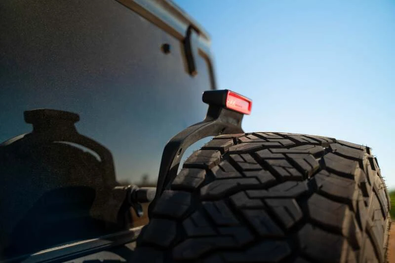 DV8 Offroad 18-23 Jeep Wrangler JL MTO Series Bumper Spare Tire Swing Gate
