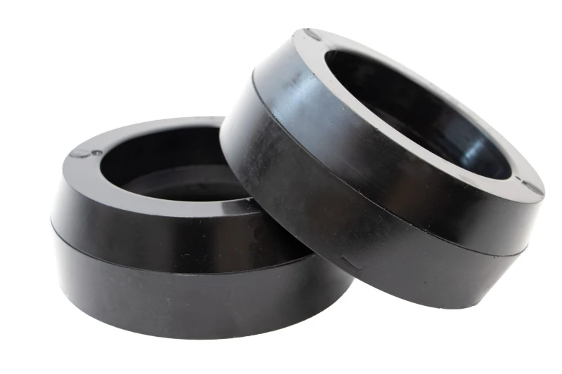 Fishbone Offroad Rear Leveling Kit for 2007-2014 Toyota FJ Cruiser