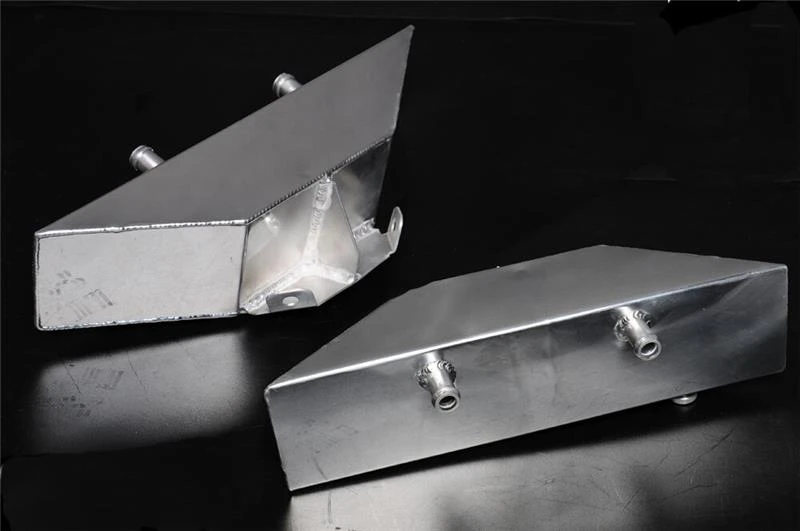 Weapon R 13 Scion FR-S Polished Alum Oil Tank