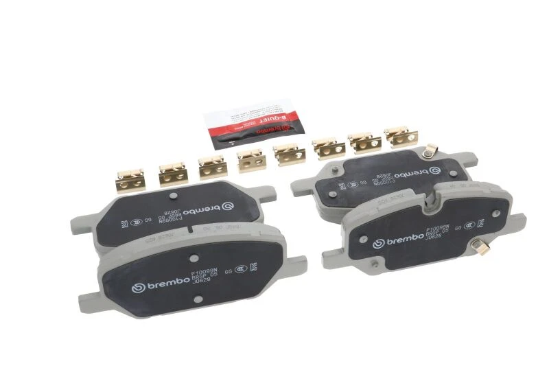 Brembo OE Ceramic Bremsbeläge vorne für 20-24 Cadillac CT5 / XT4, 22-24 Chevy Camaro, 2021 GMC Terrain
