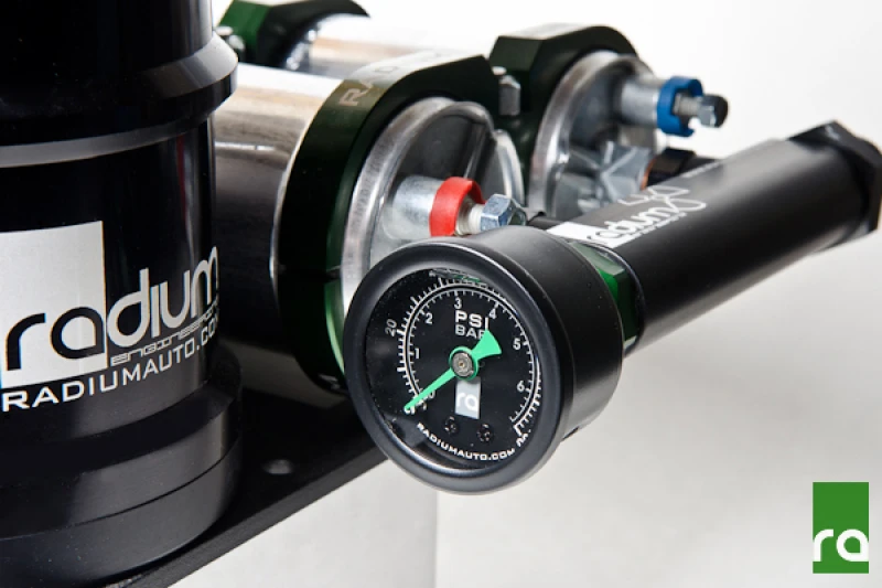 Radium Engineering 0-100 PSI Kraftstoffdruckanzeige