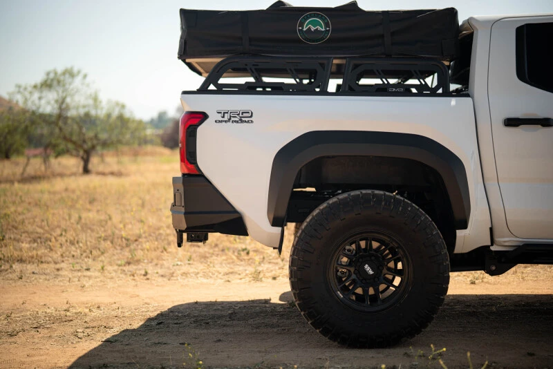DV8 Offroad Spec Series Hintere Stoßstange für 2024–2025 Toyota Tacoma