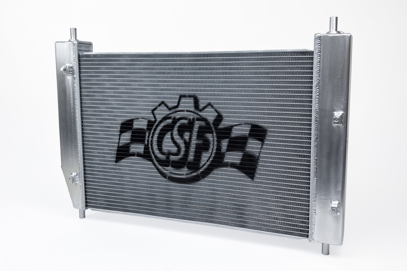 Erleben Sie das volle Potenzial Ihres C6 Corvette mit dem Hochleistungs-Kühler von CSF Cooling